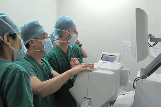 張廣斌院長(cháng)