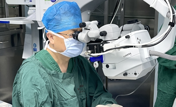 白內障手術(shù)